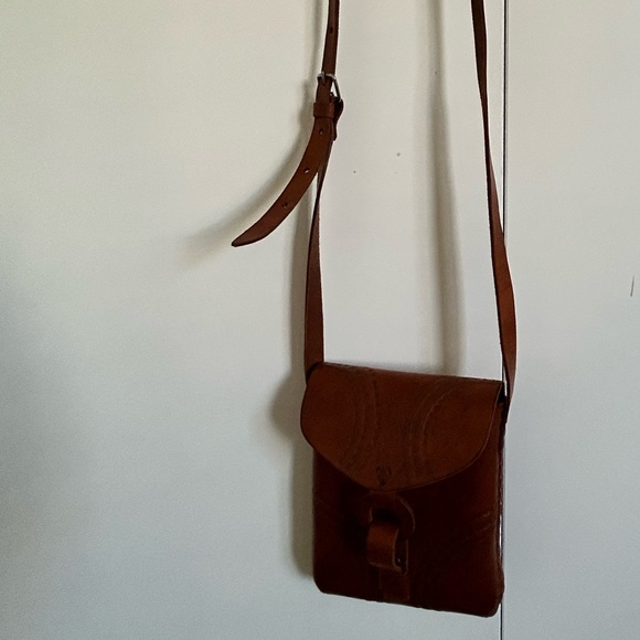 Artisan made Native American handmade purse. Cognac leather. Like new. - Picture 2 of 9